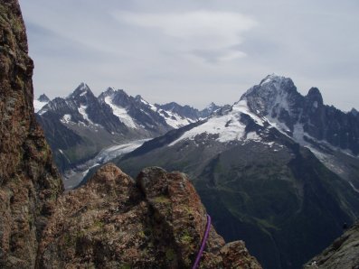 Une des plus belles vues des Alpes : Les Drus, la Verte , le bassin d Argentire...